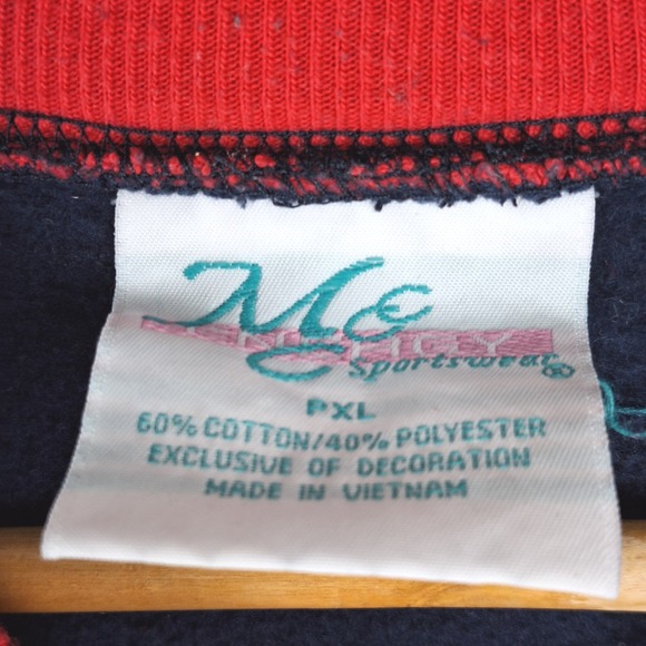 Vintage Womens Sweatshirt PXL Blue Ugly Christmas Sweater Santa Holiday Cabin - Picture 2 of 8